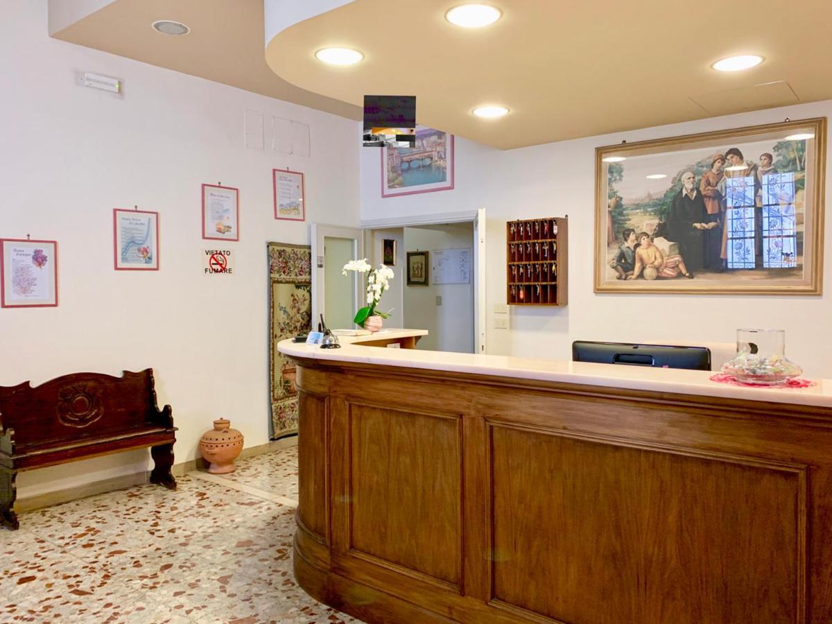 Bed and breakfast Casa Per Ferie Regina Santo Rosario Florencia