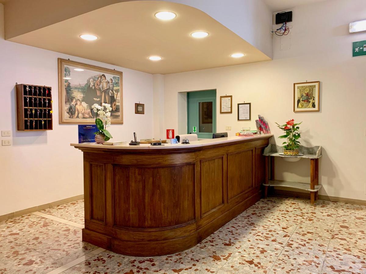 Casa Per Ferie Regina Santo Rosario Bed and breakfast